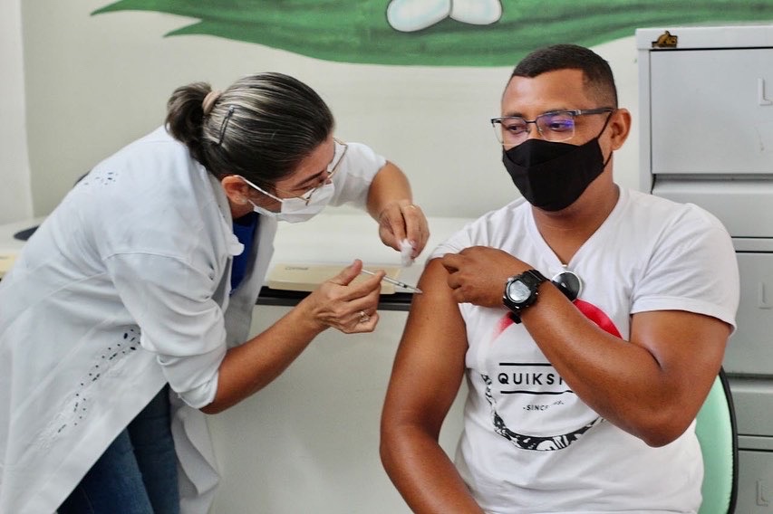 Equipes do Setor de Vacinação Promovem Dia D de Vacinação contra a COVID-19